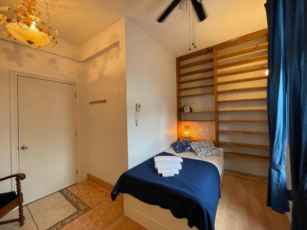 Chambres El Mediterraneo Rooms Монреаль Екстер'єр фото